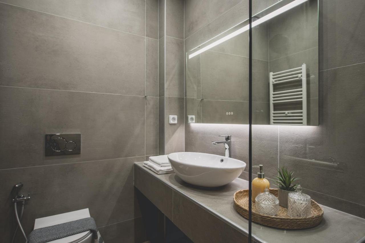 פיראוס Ederlezi Habitat Apartments מראה חיצוני תמונה